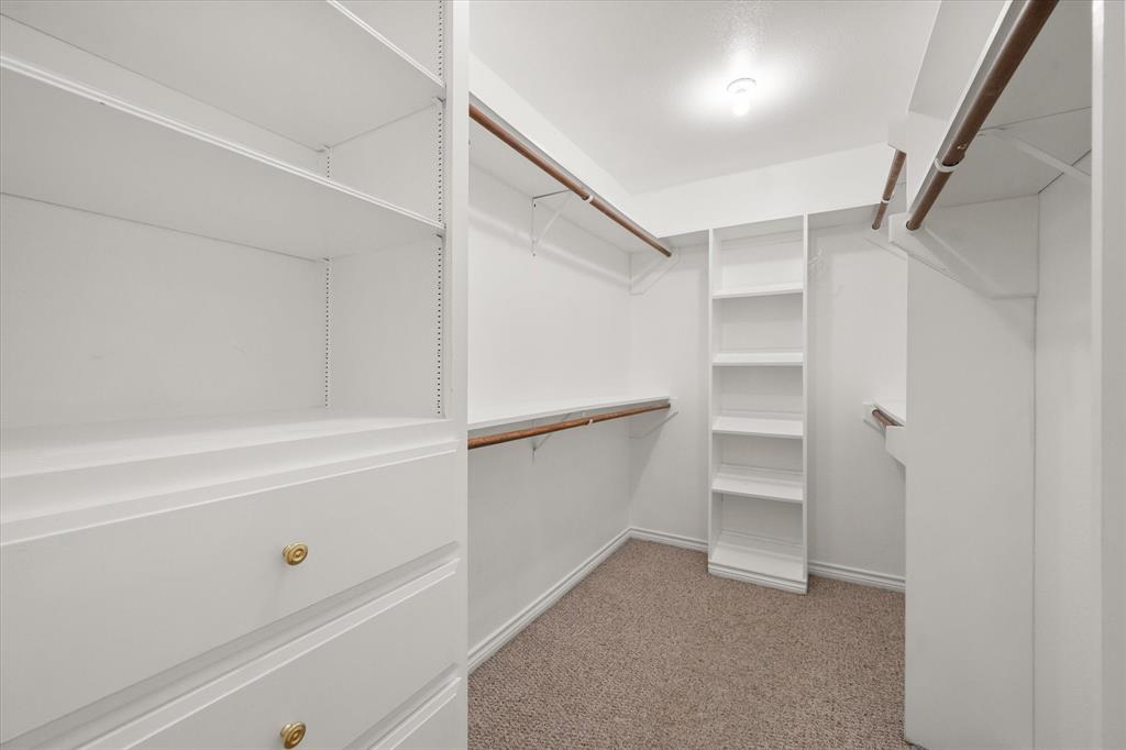 2801 Knotted Oaks Trail Property Photo 21