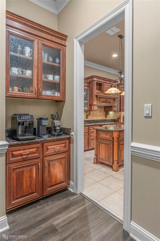 336 Briars Court Property Photo 16