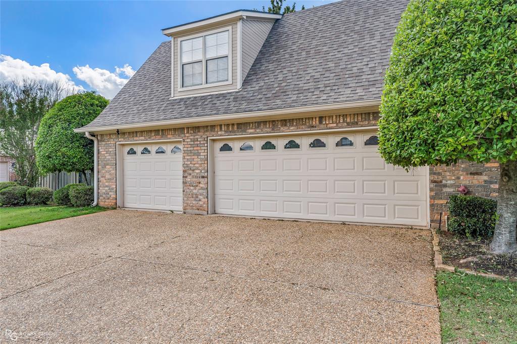 336 Briars Court Property Photo 40