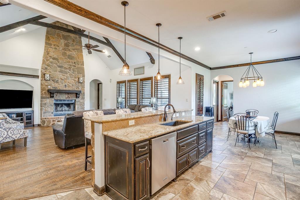 12416 Indian Creek Drive Property Photo 15
