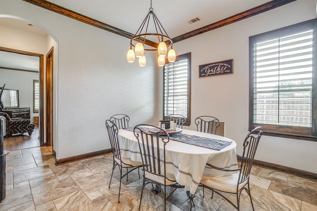 12416 Indian Creek Drive Property Photo 17