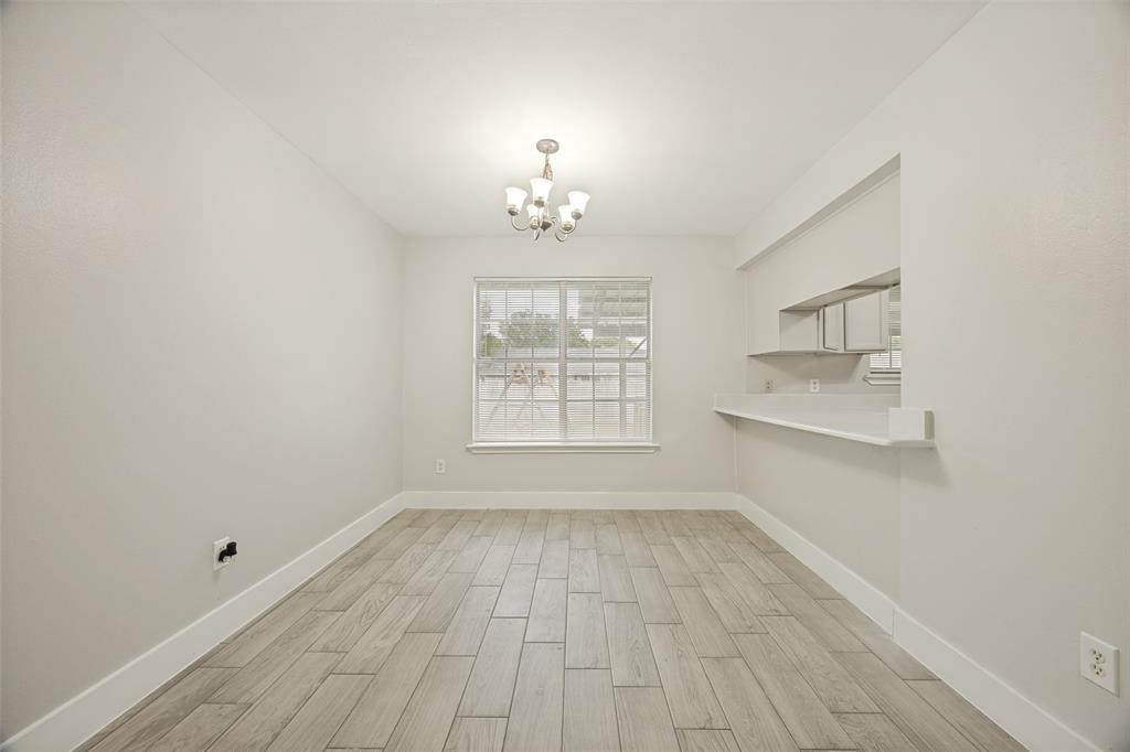 1009 Enlow Circle Property Photo 5