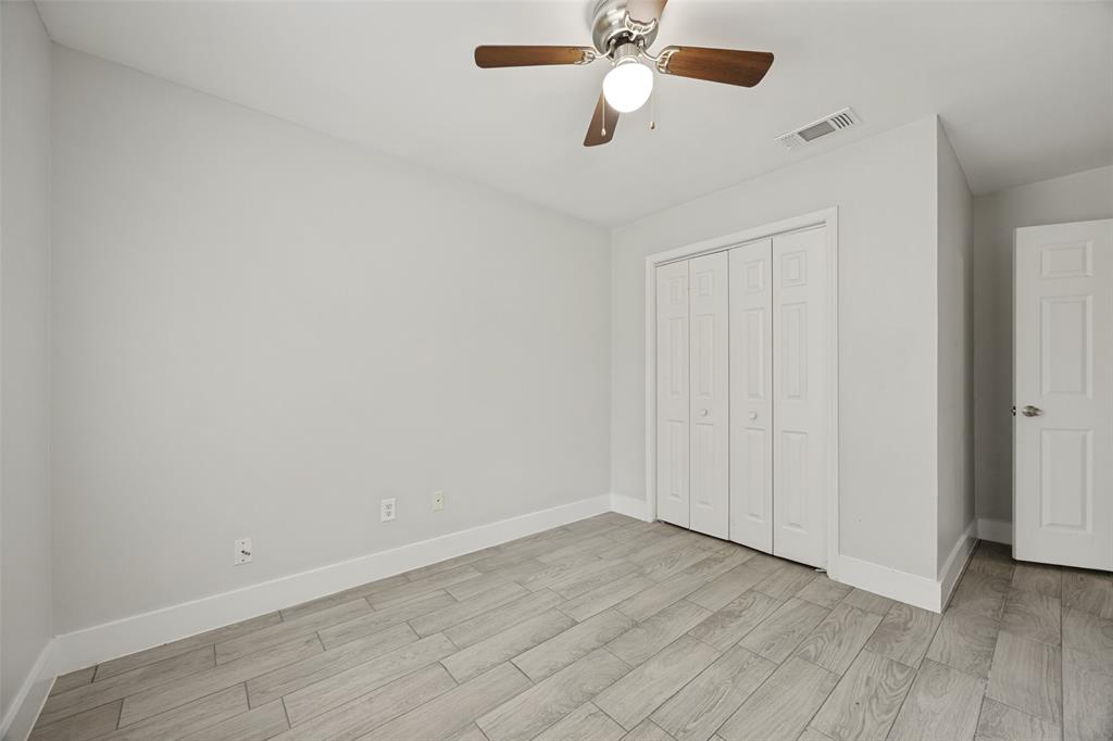 1009 Enlow Circle Property Photo 12