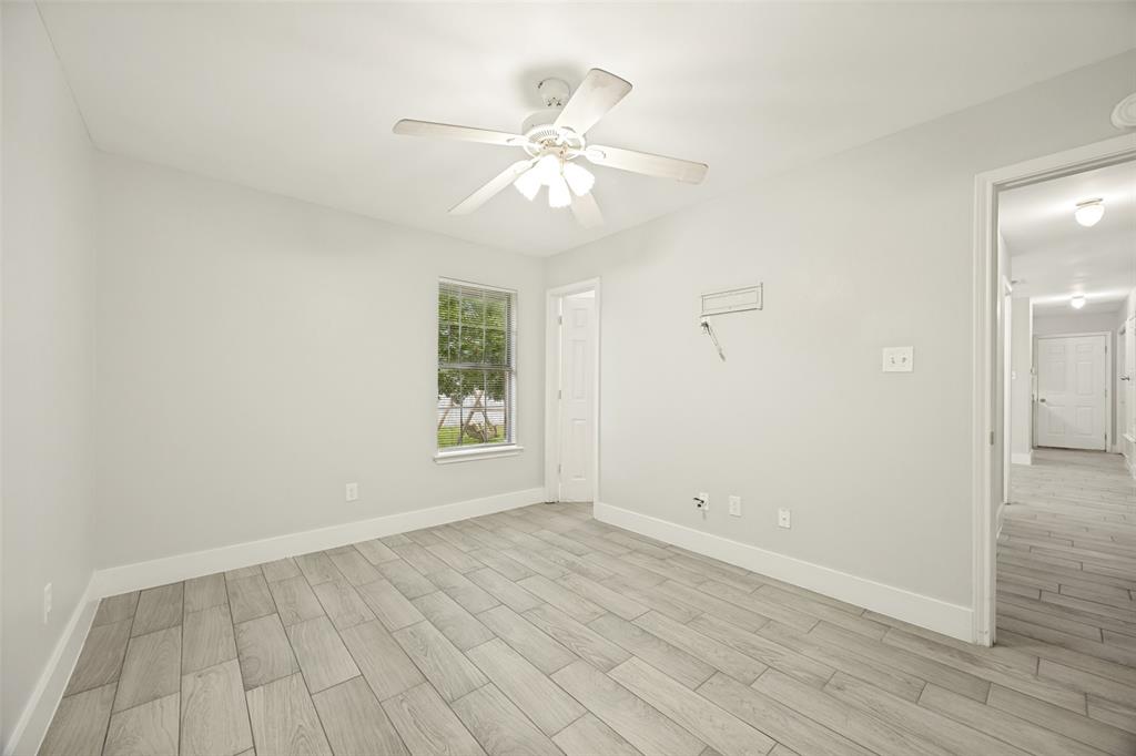 1009 Enlow Circle Property Photo 17