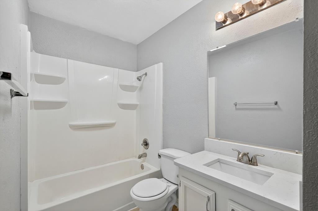 707 Via Sonoma Property Photo 14