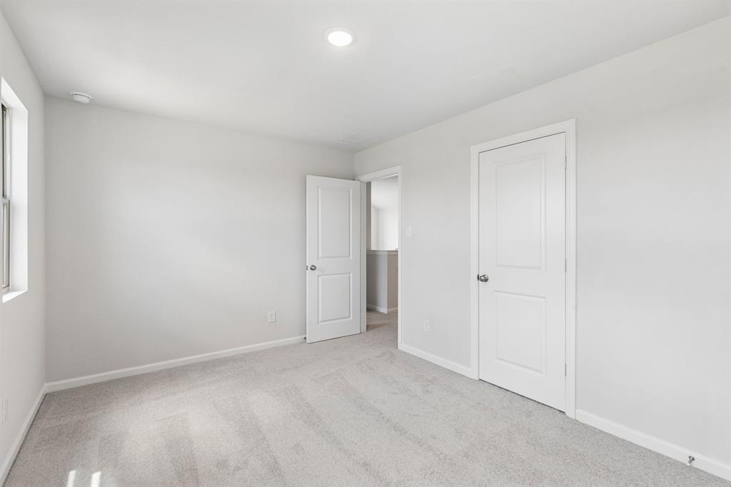 3807 Brewster Lane Property Photo 25