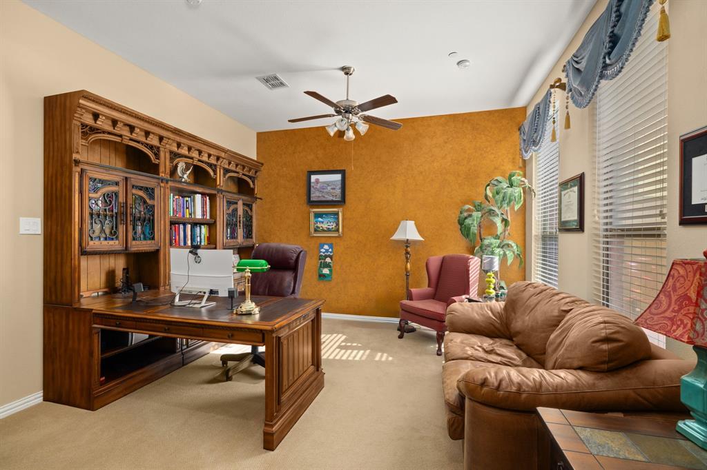 1912 Lantana Lane Property Photo 26