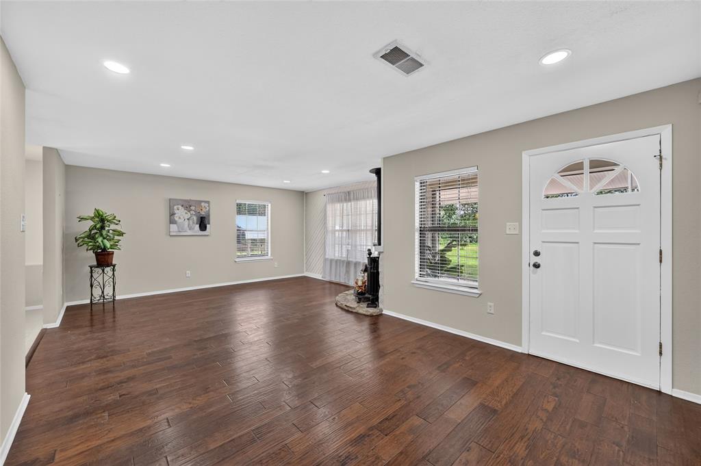 1300 Shannon Drive Property Photo 12