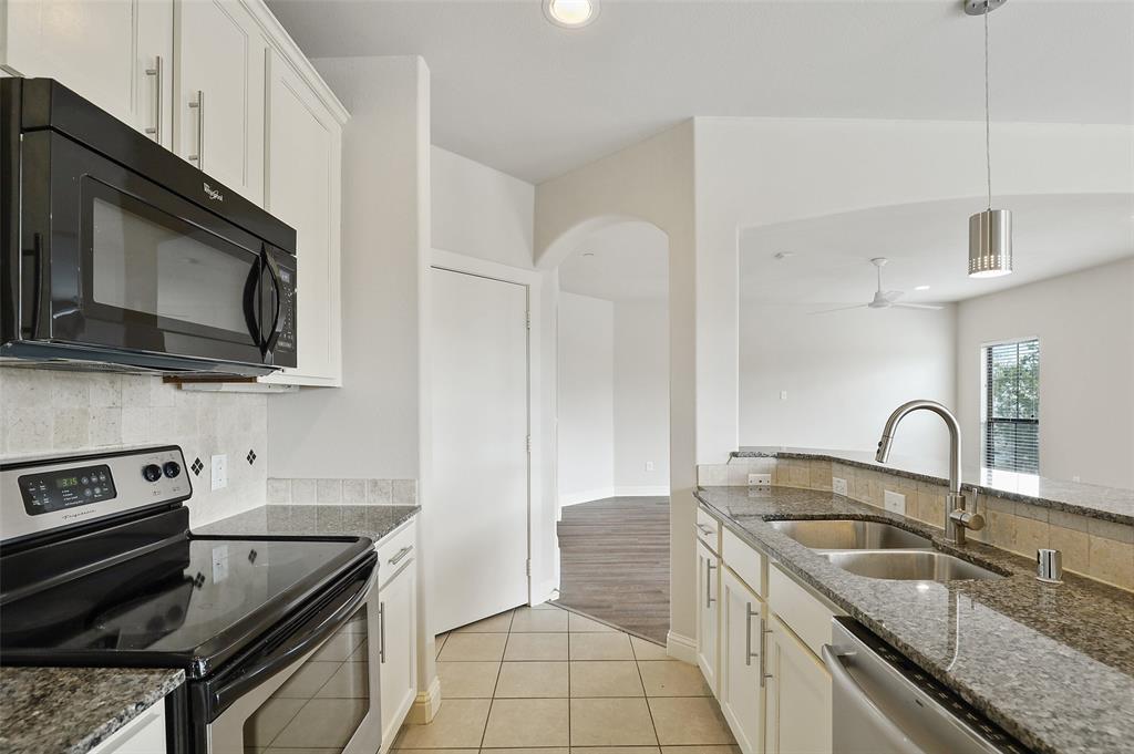 6159 Oram Street 301 Property Photo 12