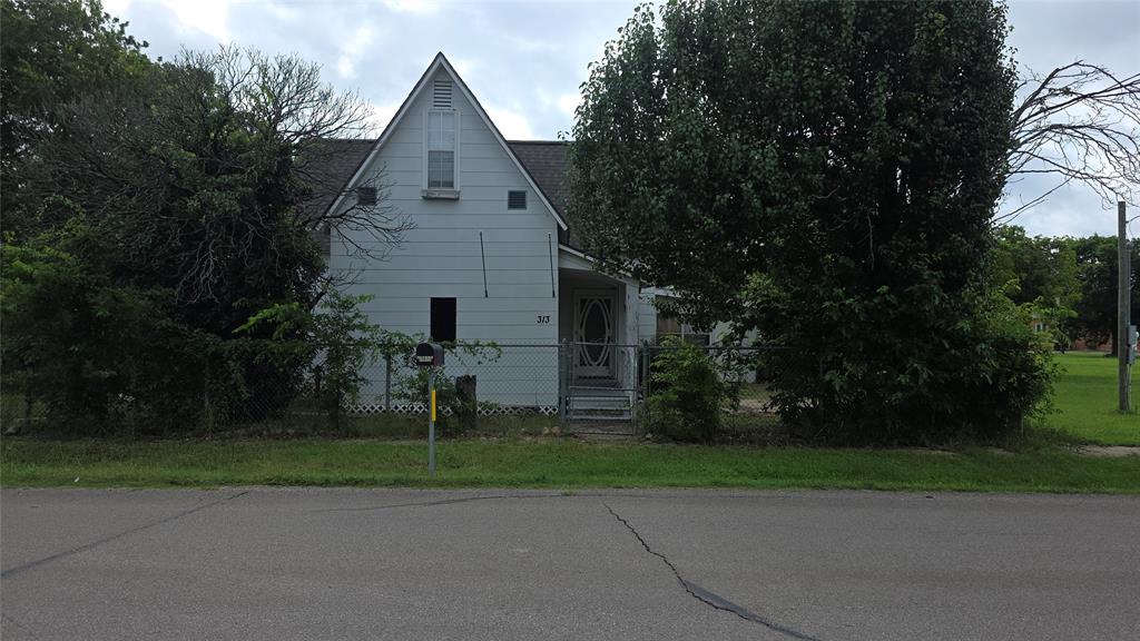 313 N Pearl Street