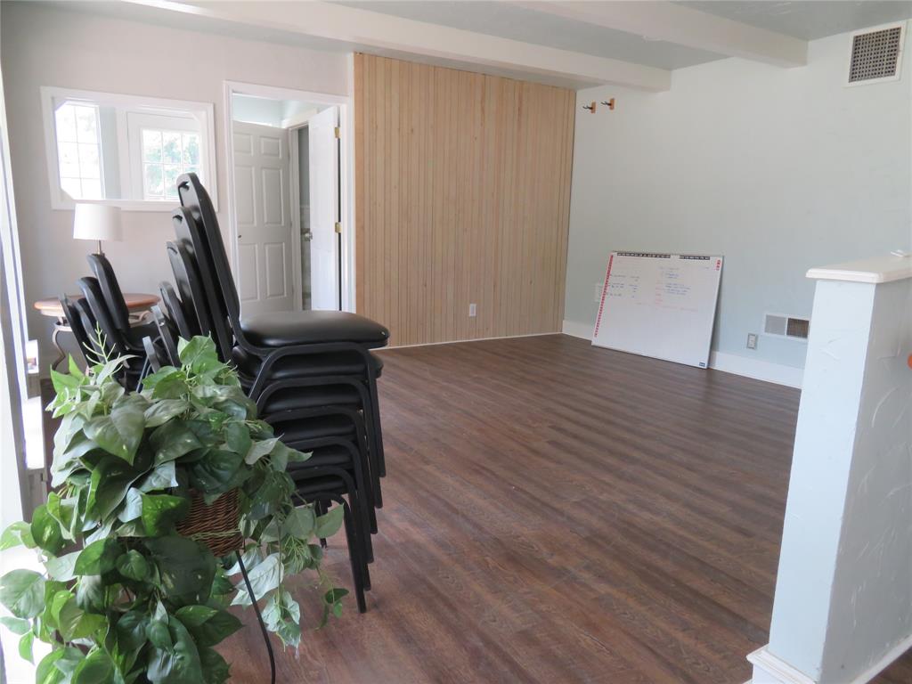 3490 Teasley Lane Property Photo 5