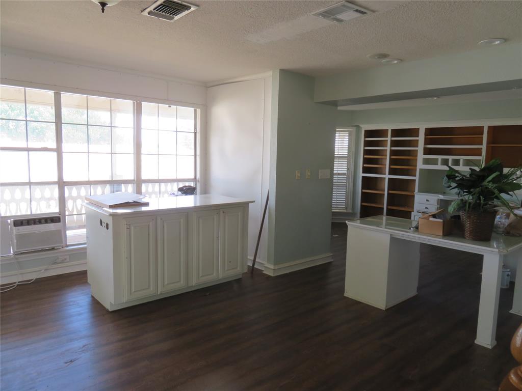 3490 Teasley Lane Property Photo 8