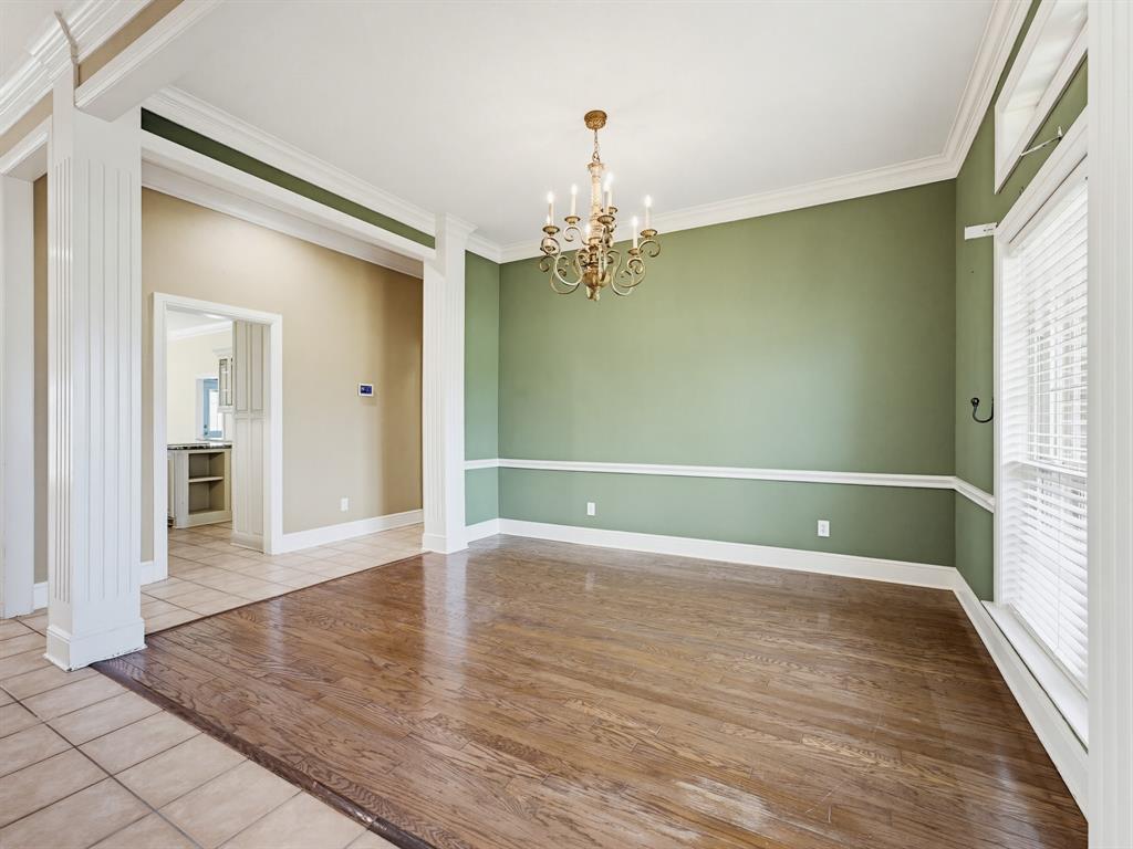 201 Willowcrest Property Photo 4