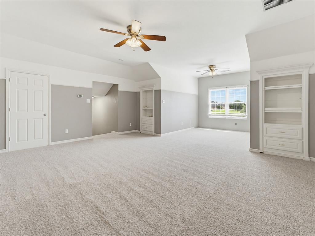 201 Willowcrest Property Photo 13