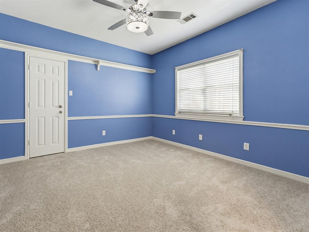 201 Willowcrest Property Photo 14