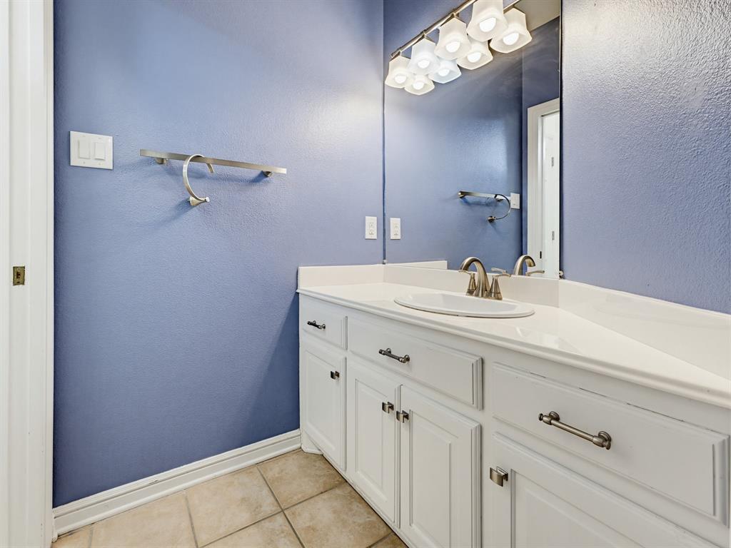 201 Willowcrest Property Photo 15