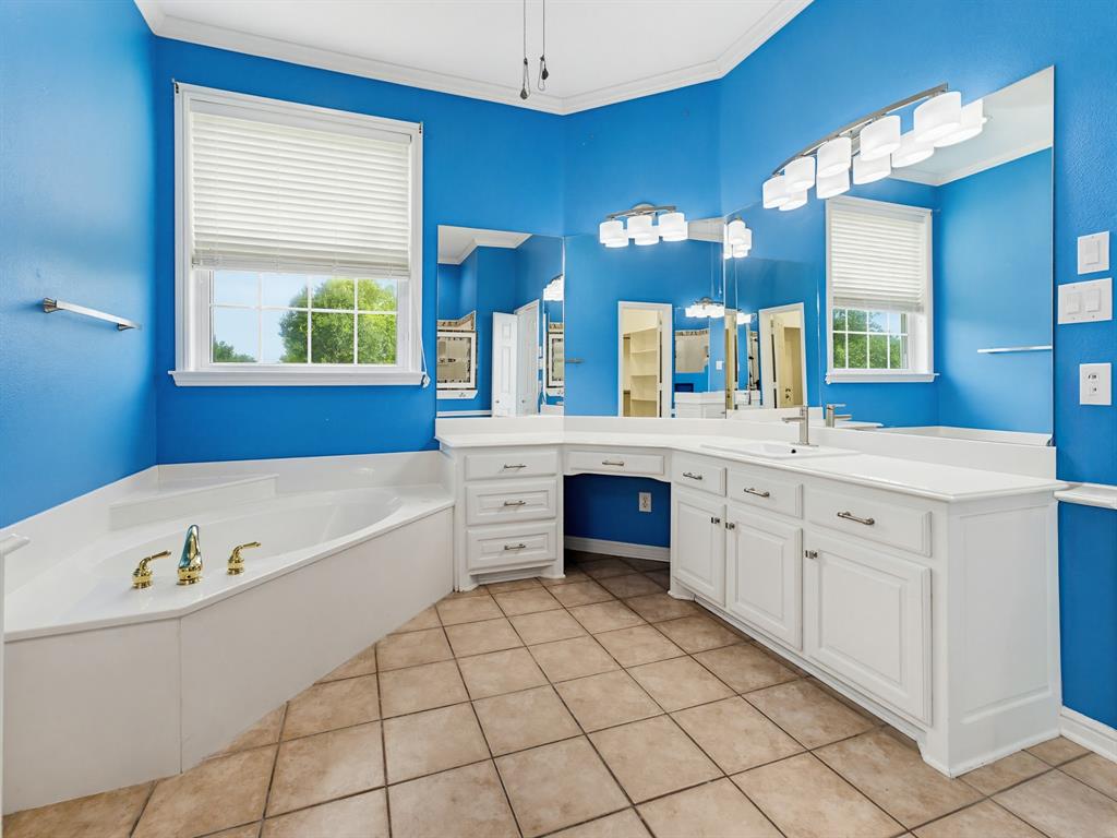 201 Willowcrest Property Photo 22