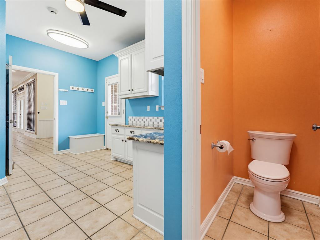 201 Willowcrest Property Photo 35