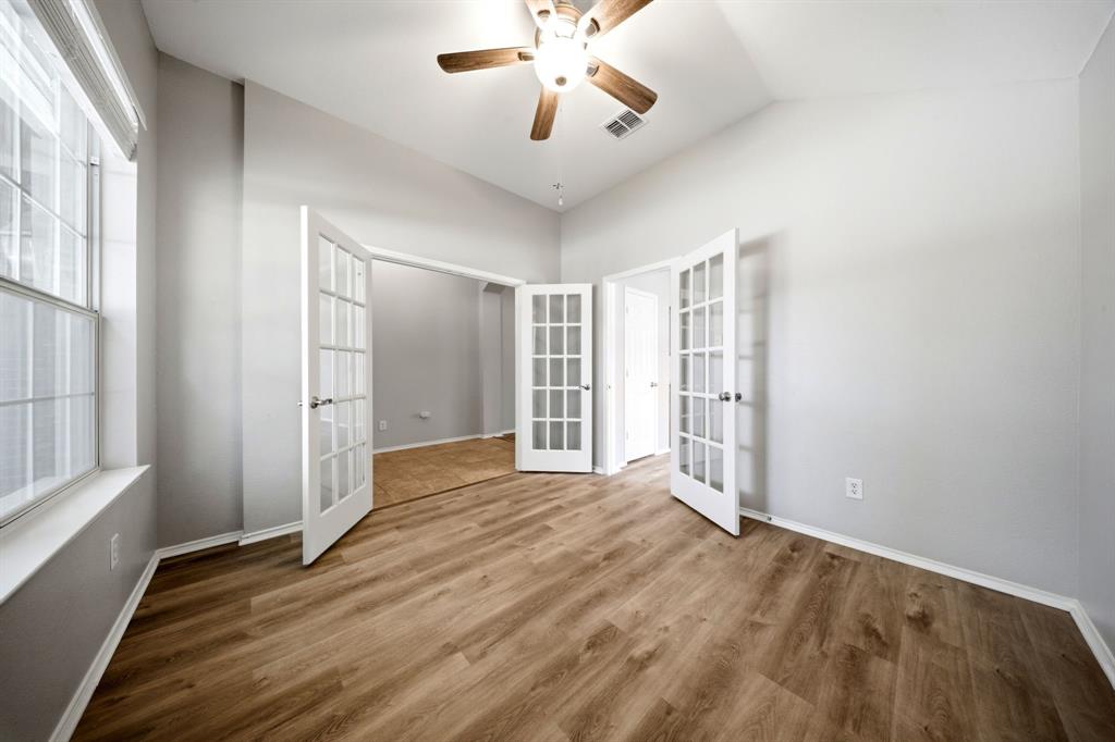 1018 Kimbro Drive Property Photo 5