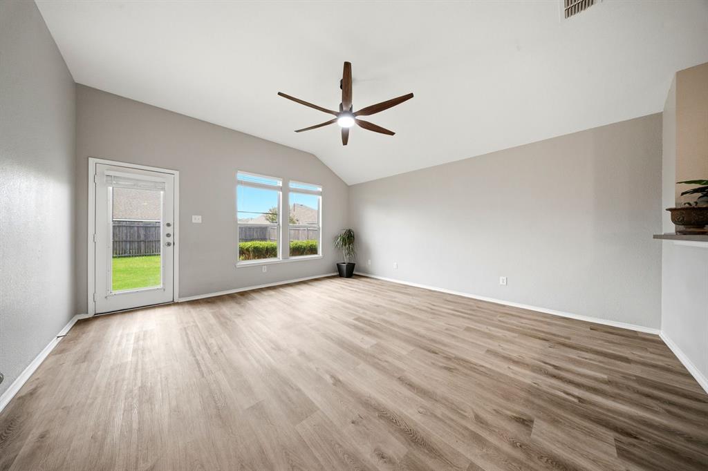 1018 Kimbro Drive Property Photo 17