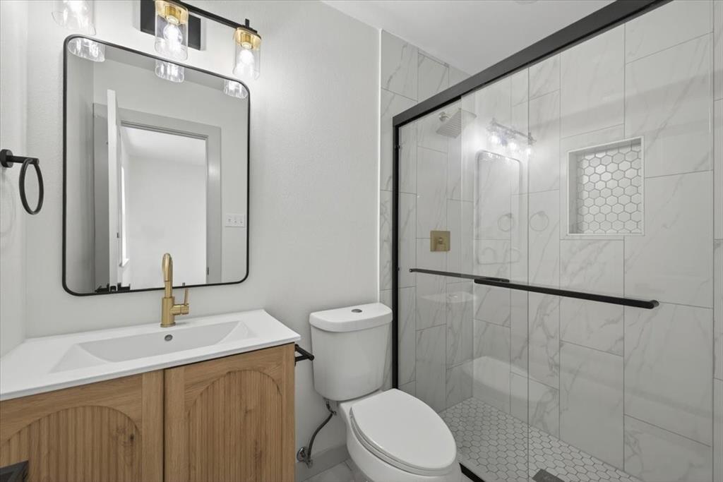 512 Mirike Drive Property Photo 1