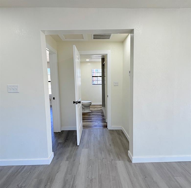 905 2nd St Property Photo 16
