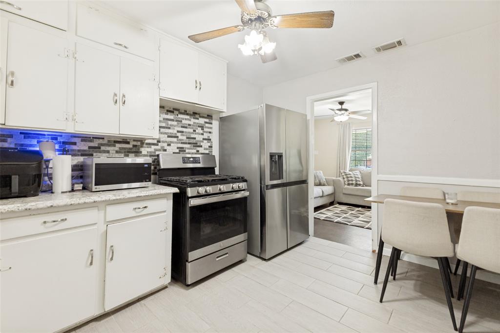 211 Brazos Street Property Photo 11
