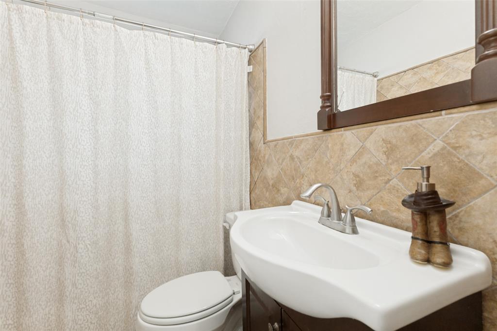 211 Brazos Street Property Photo 19