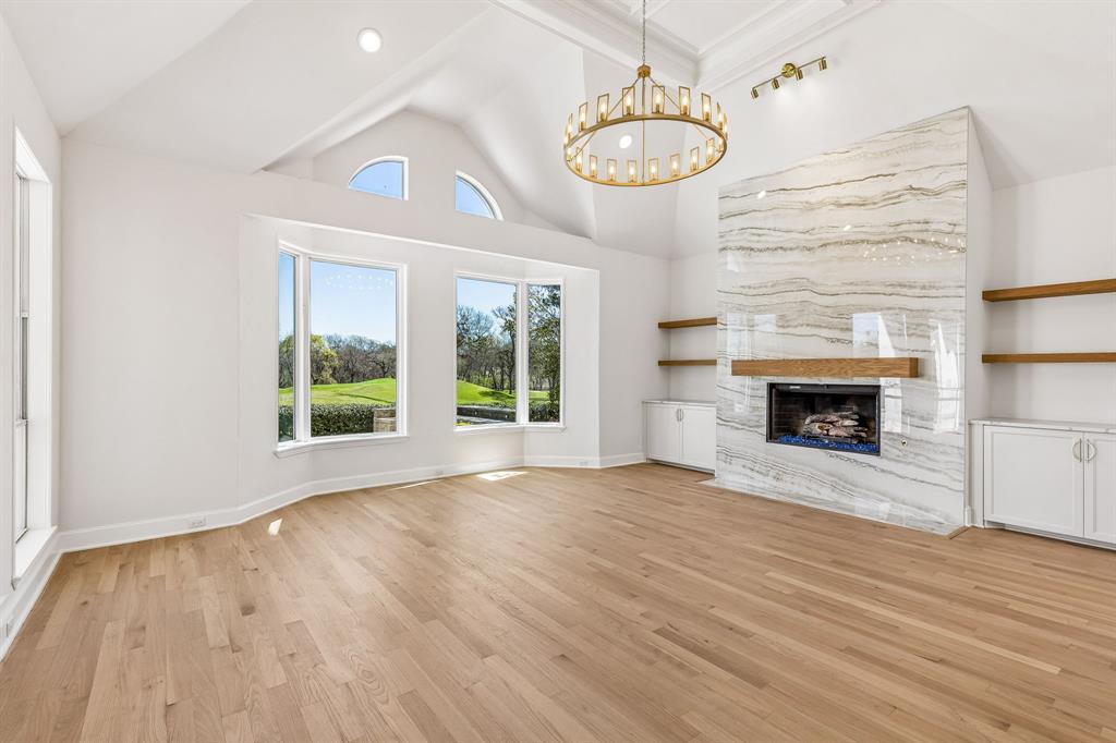 1304 Eastwick Lane Property Photo 3