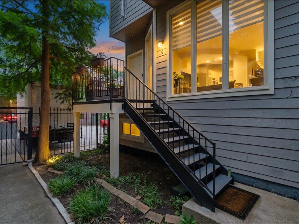 8522 Park Lane 15