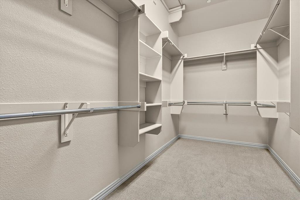 7004 Huckleberry Drive Property Photo 26