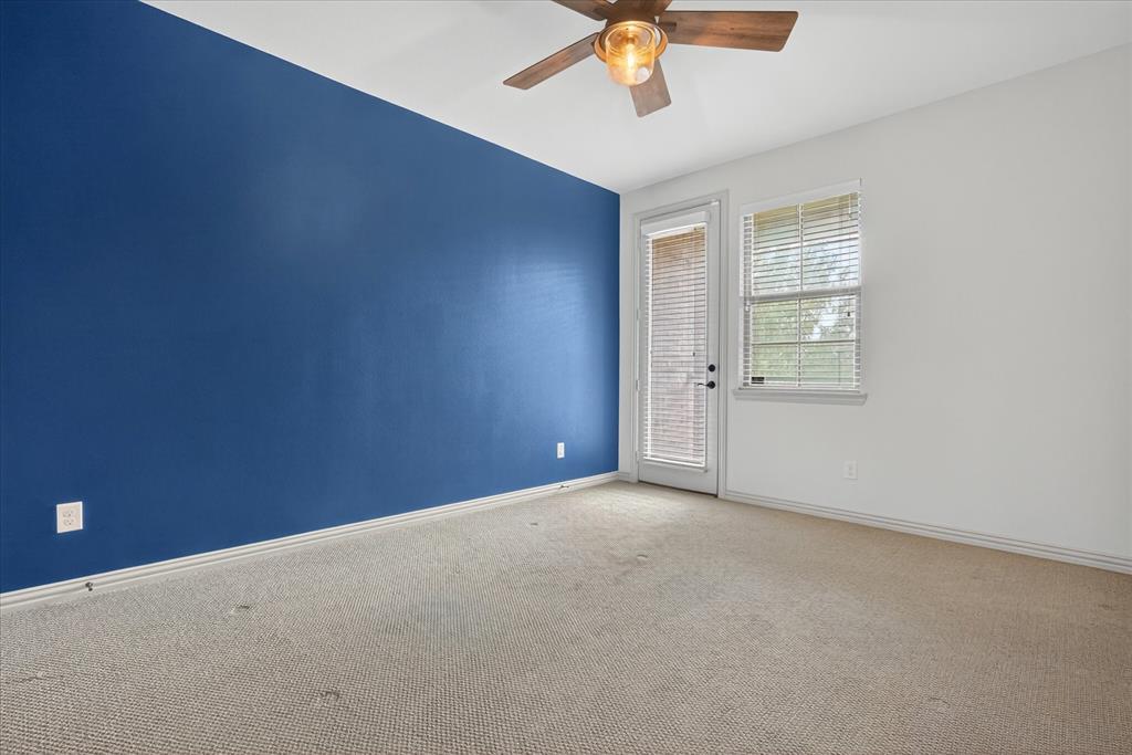 7004 Huckleberry Drive Property Photo 28