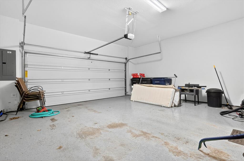 7004 Huckleberry Drive Property Photo 36