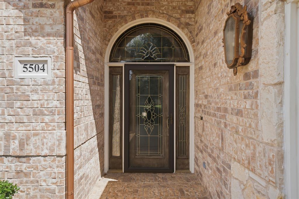 5504 Plata Lane Property Photo 3