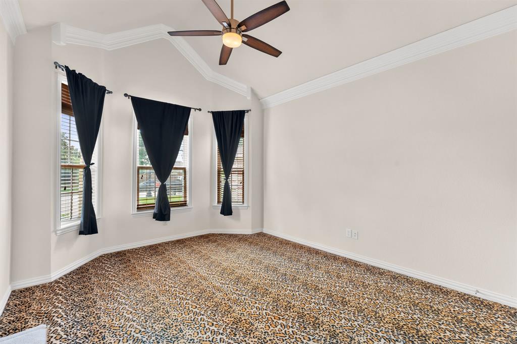 5504 Plata Lane Property Photo 8