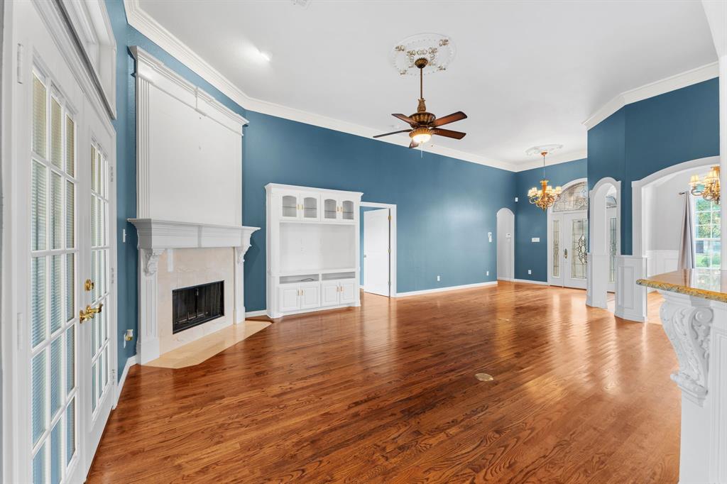 5504 Plata Lane Property Photo 12