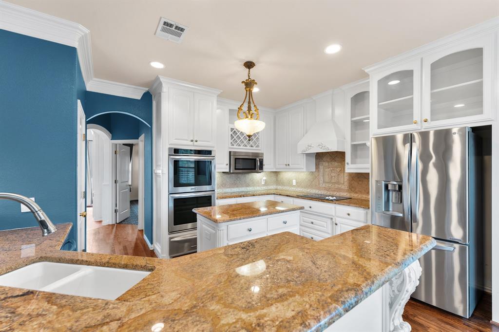 5504 Plata Lane Property Photo 15