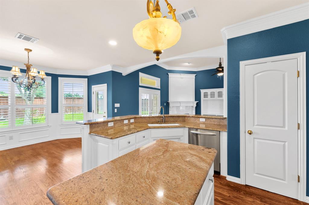 5504 Plata Lane Property Photo 18