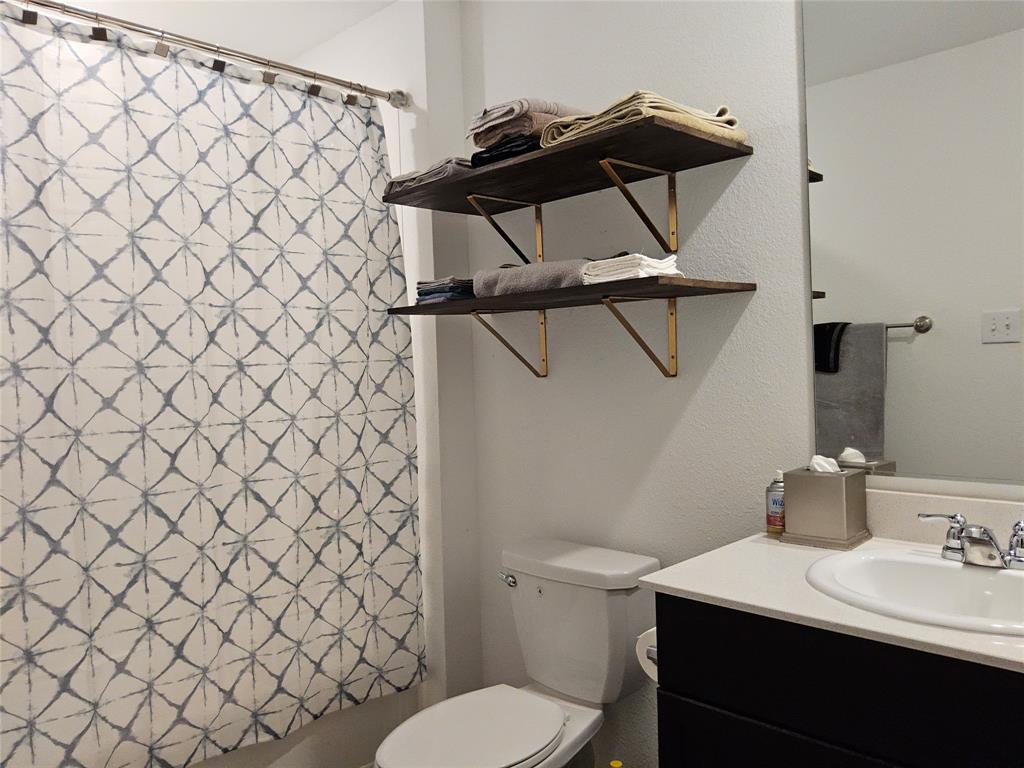 5908 Nyquist Way Property Photo 3