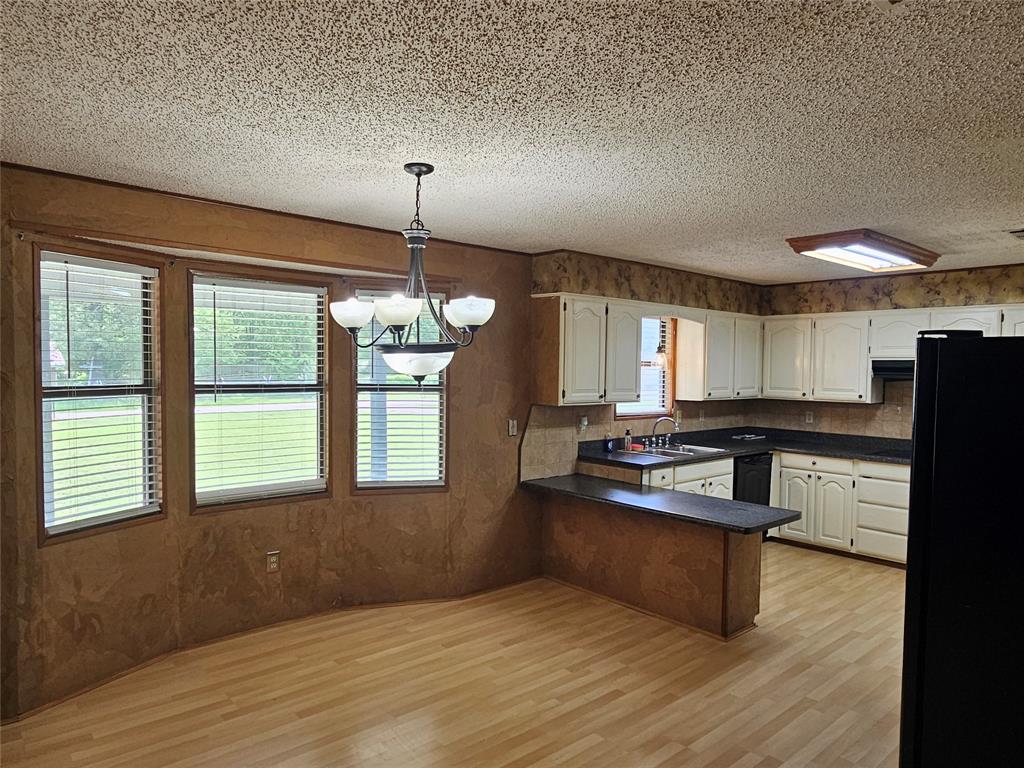 260 County Road 1885 Property Photo 6