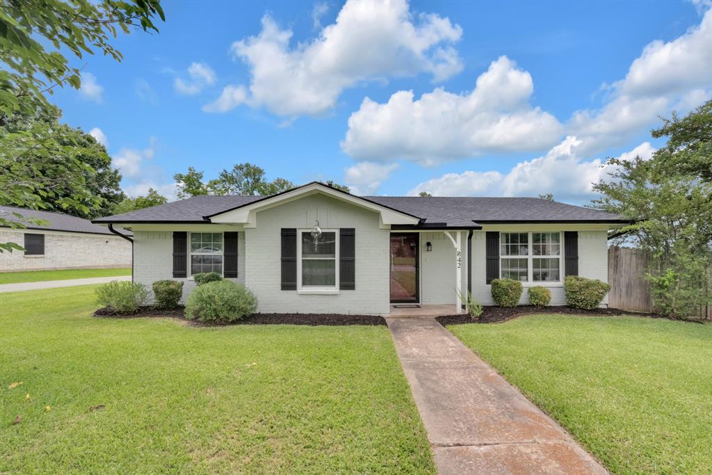842 Starlight Drive