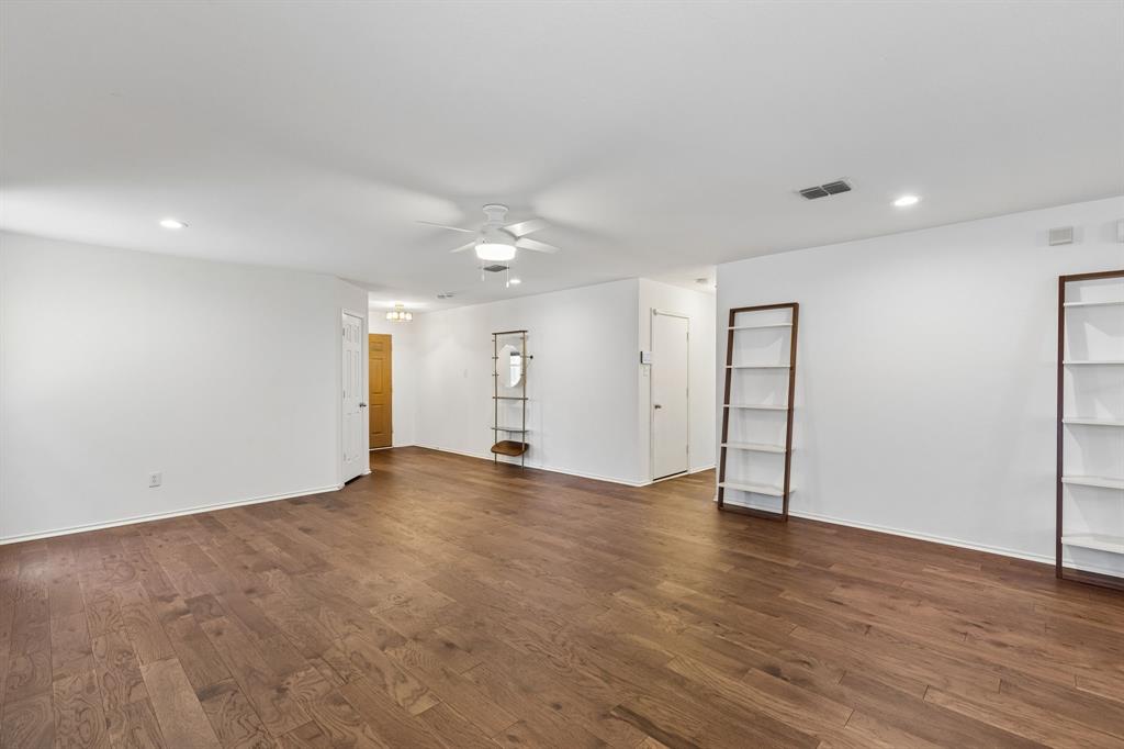 13166 Michelle Drive Property Photo 5