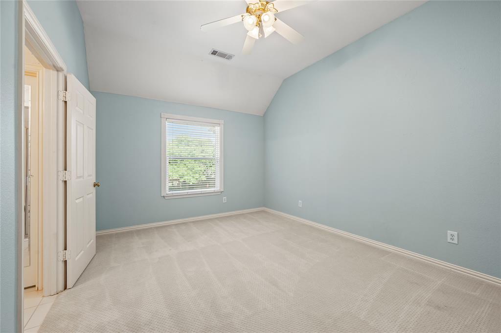 820 Glen Garry Drive Property Photo 24