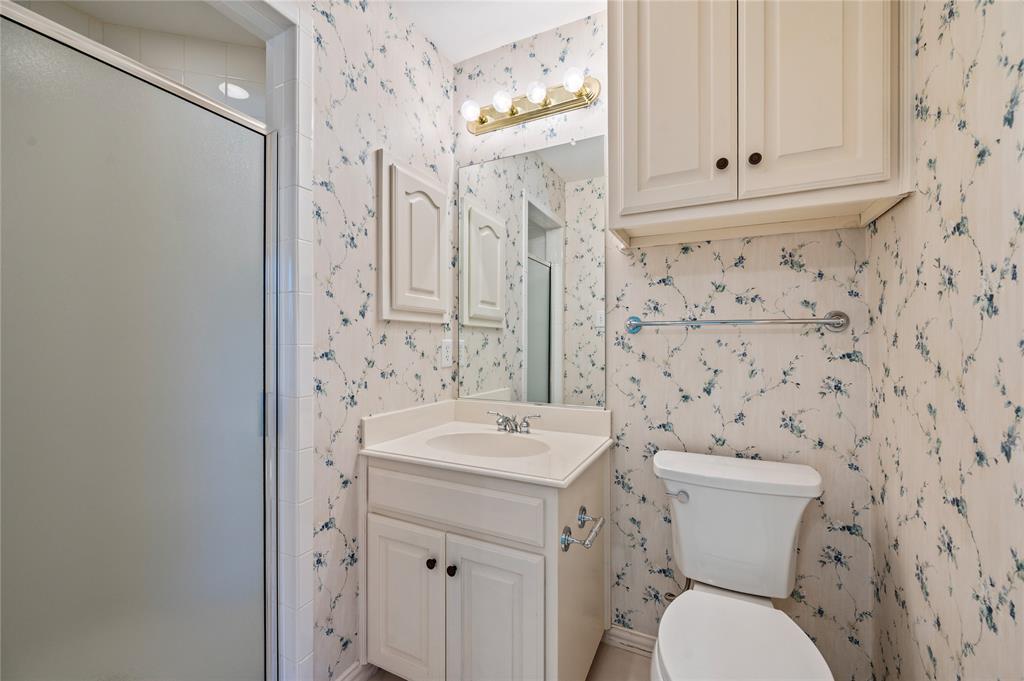 820 Glen Garry Drive Property Photo 25