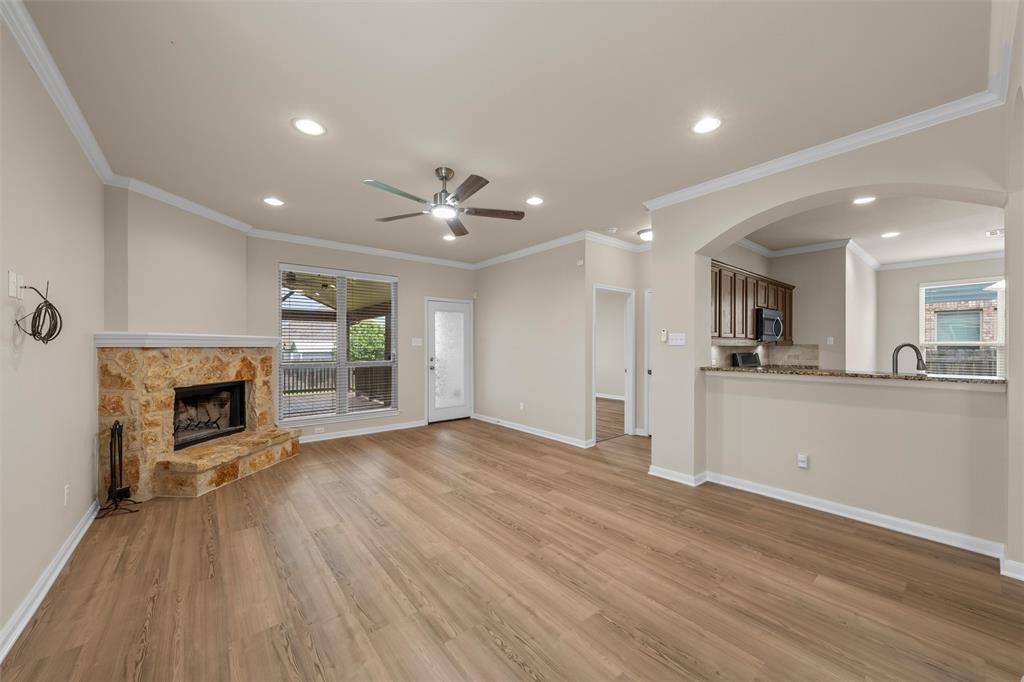 10860 Burnham Drive Property Photo 3