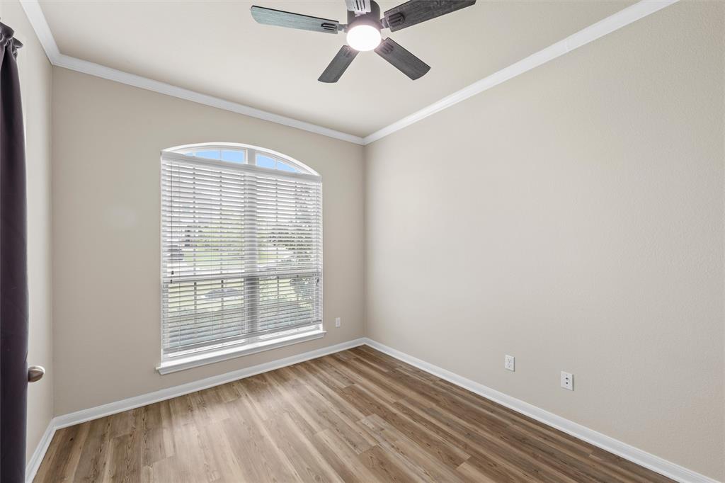 10860 Burnham Drive Property Photo 6