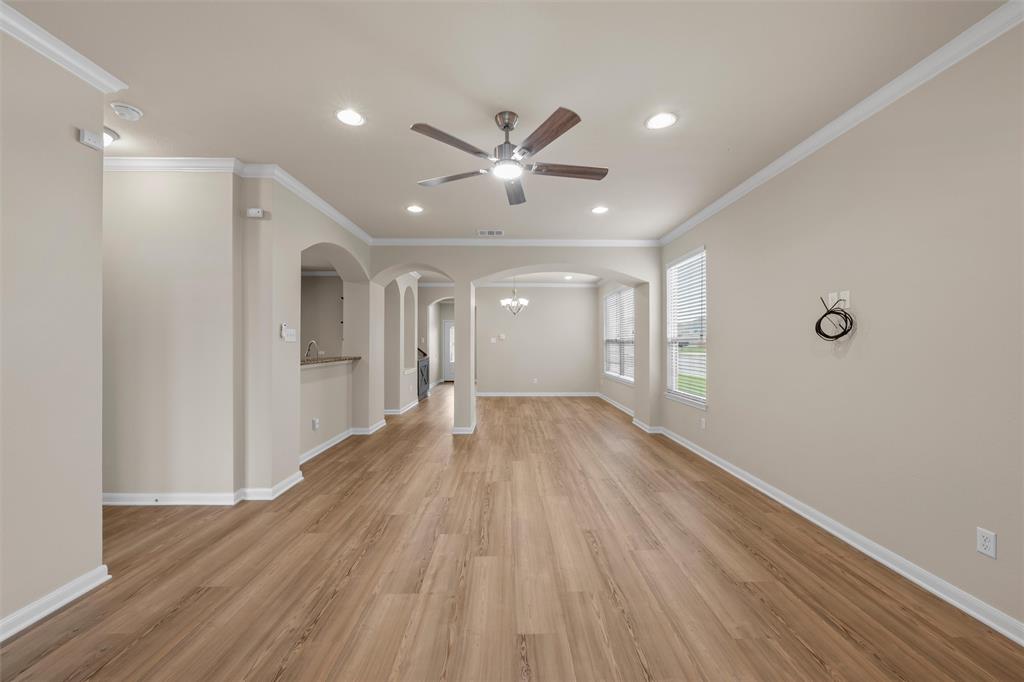 10860 Burnham Drive Property Photo 8