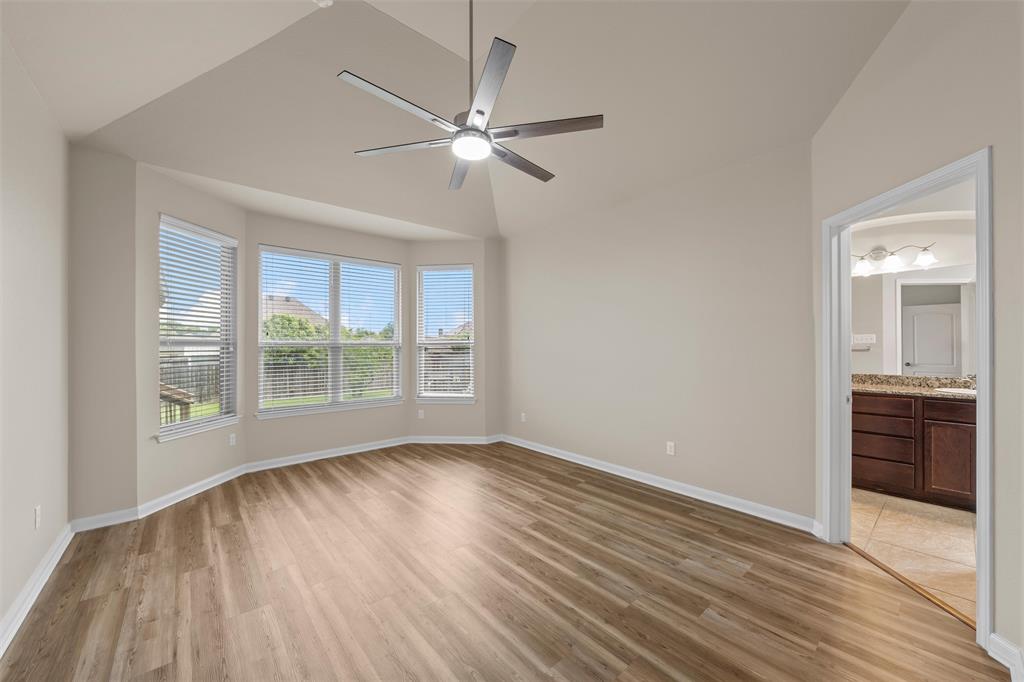 10860 Burnham Drive Property Photo 18