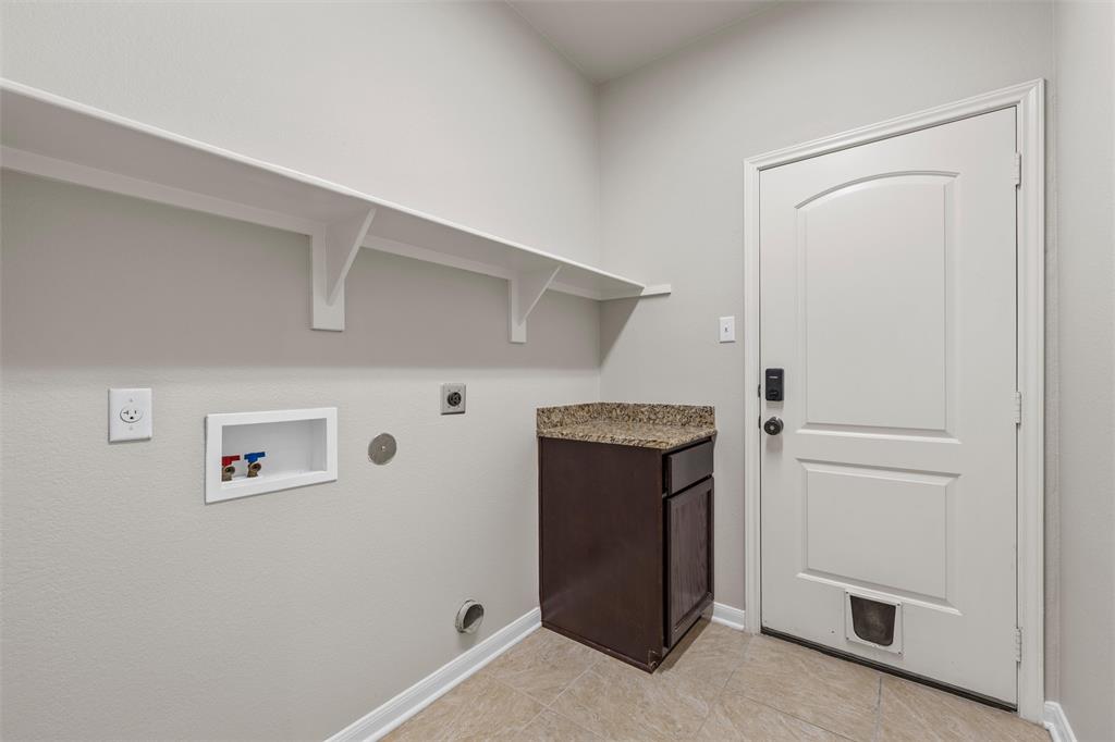 10860 Burnham Drive Property Photo 21