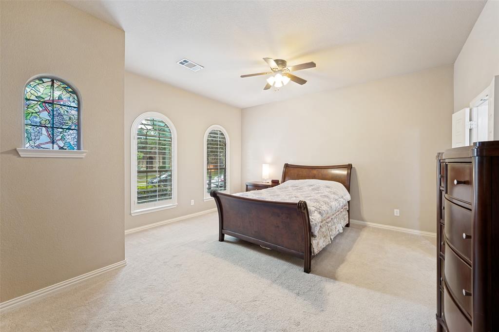2848 Forest Manor Drive Property Photo 12